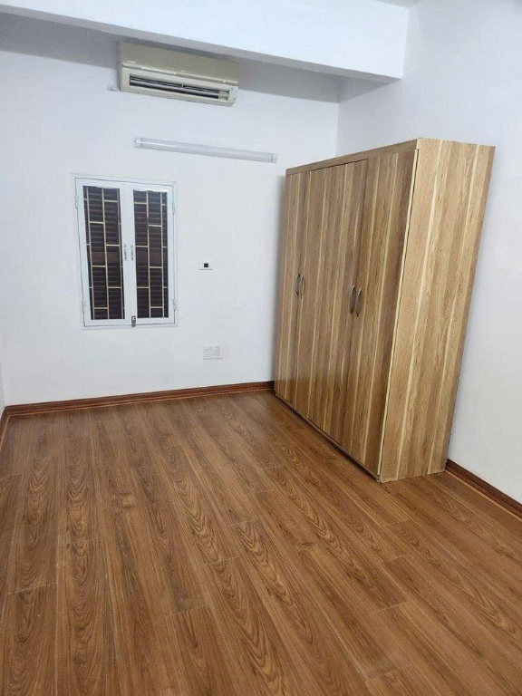 Cho thuê nhà ngõ 805 Đường Láng, 3 tầng x 31m2, 3 ngủ, 10.5 Triệu ở hộ gia đình - Ảnh 2